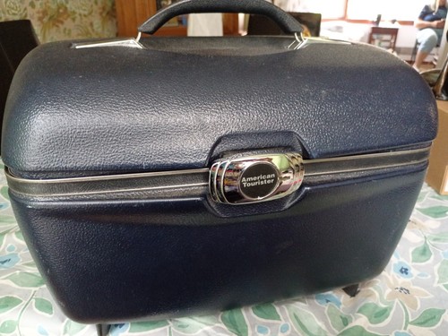 Vintage american tourister - vintage,